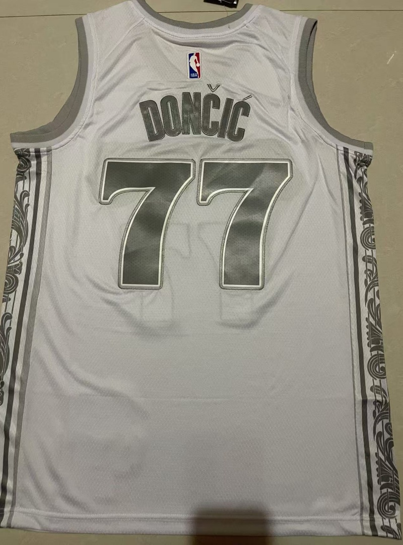 Men Dallas Mavericks #77 Doncic white 2024 2025 NBA jersey->chicago bulls->NBA Jersey